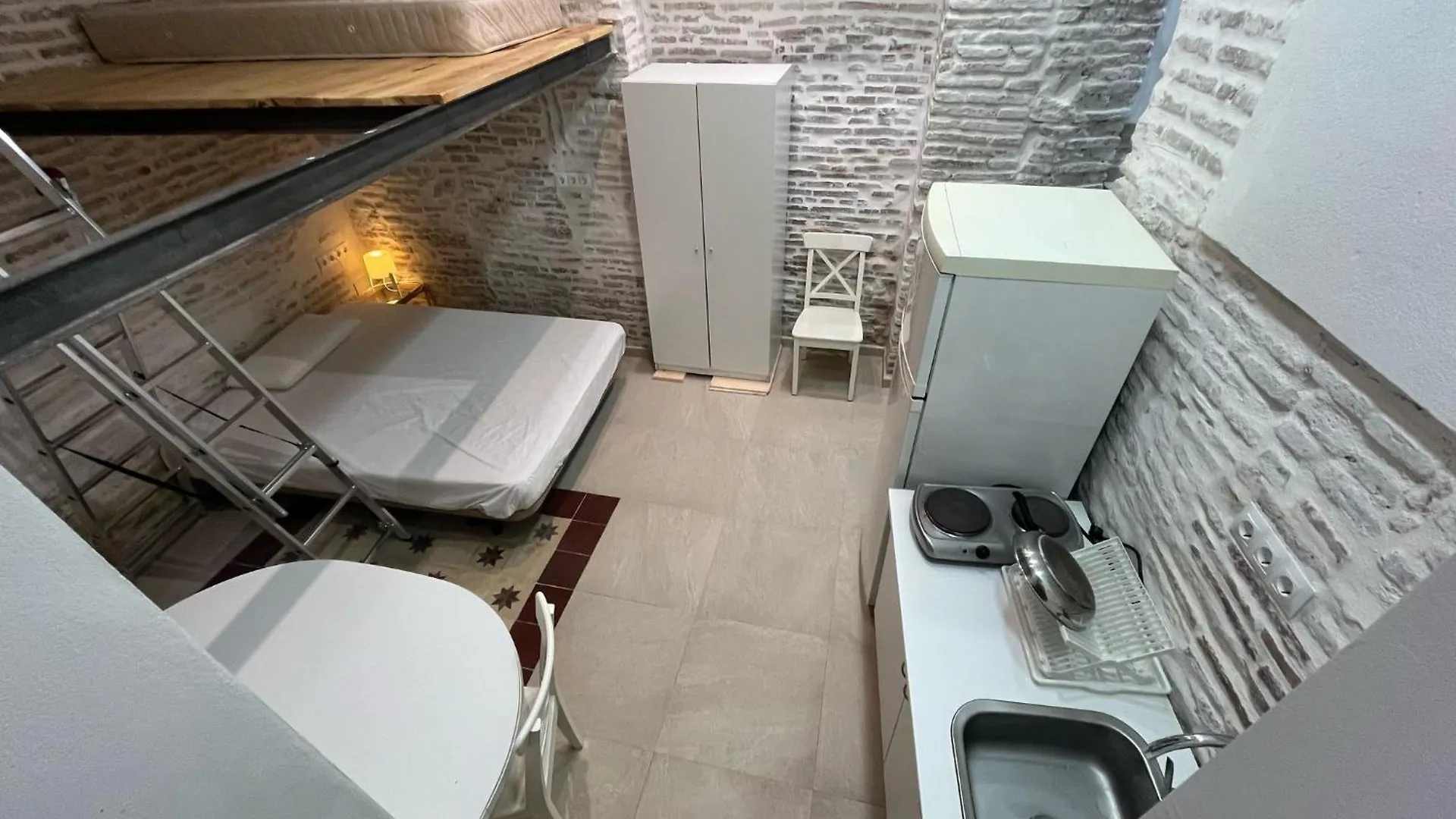Apartamentos Cervantes Centro De Malaga Homestay